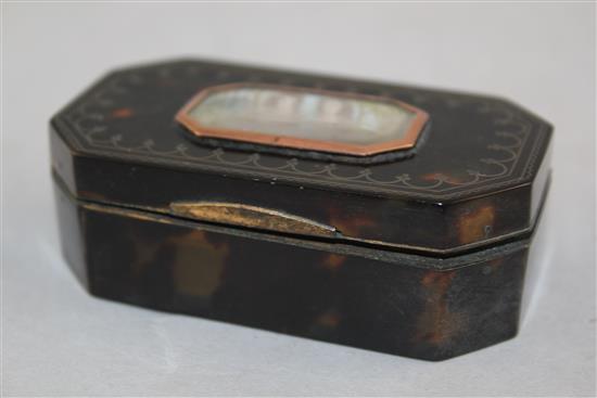 A George III elongated octagonal tortoiseshell snuff box, 3in.